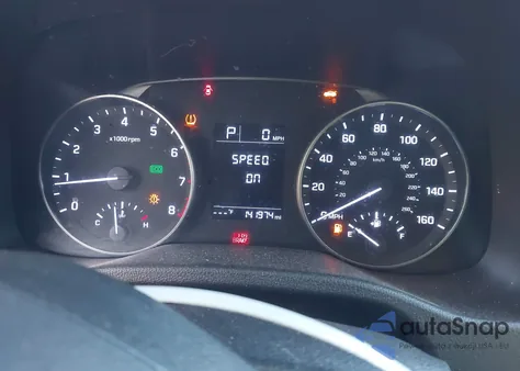 2017 Hyundai Elantra Se z USA, uszkodzony, nr VIN KMHD84LF6HU065565